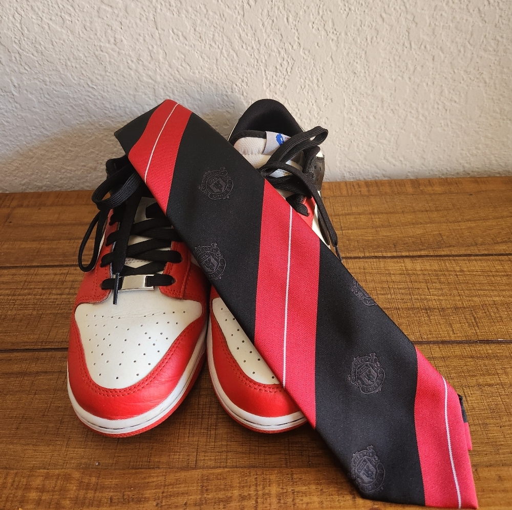 Manchester United Black,Red and White Striped Tie